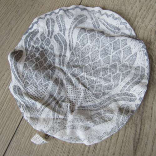 Lot of 5 food bowl covers - various sizes