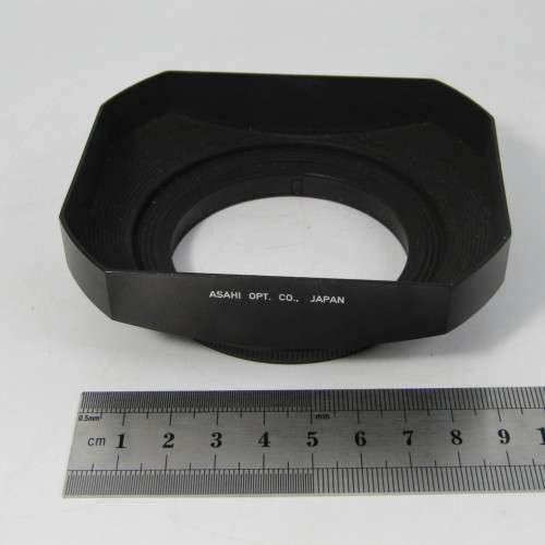 Asahi Pentaxlens hood for Taumar 1:35 24mm lens