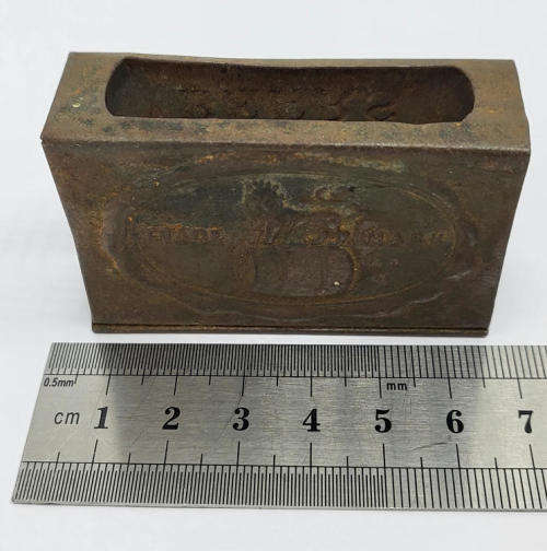 Vintage Ohlssons Famous Beers Matchbox holder