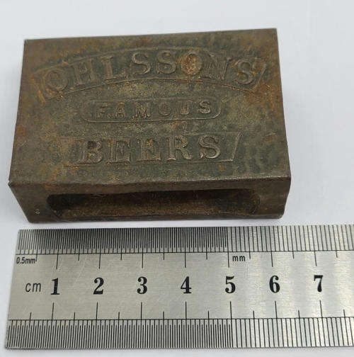 Vintage Ohlssons Famous Beers Matchbox holder