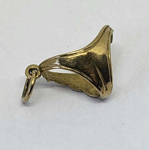 9Kt Gold panty charm pendant - Weighs 1.0g