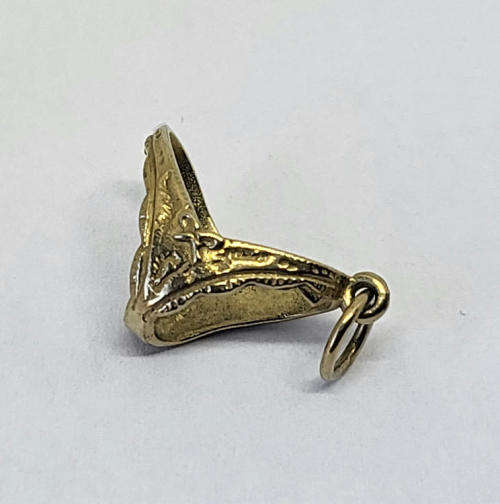 9Kt Gold panty charm pendant - Weighs 1.0g