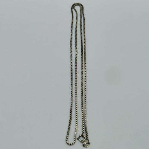 Silver necklace 58cm - weighs 6.4g