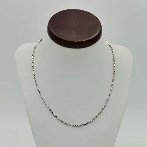 Silver necklace 41cm - weighs 6.9g