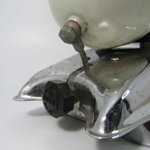 Vintage Tilley Domestic Iron - Kerosene Pressure model DN250A in original box