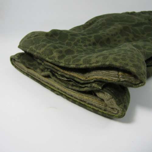 Vintage Polish Army Puma camo winter gloves - unissued