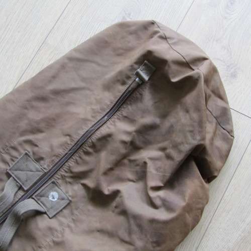 SADF Nutria duffle bag / balsak