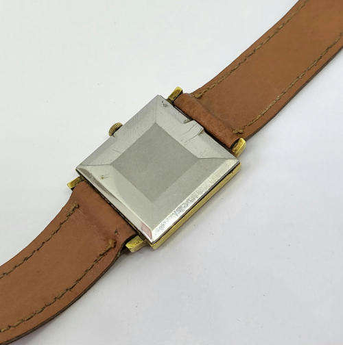 1967 Omega Square face manual wind unisex watch - Caliber 620 - Serial 25125564 - Not working