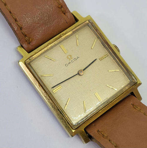 1967 Omega Square face manual wind unisex watch - Caliber 620 - Serial 25125564 - Not working
