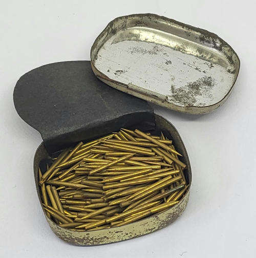 Vintage Waltz gramophone needles tin  - Some contents
