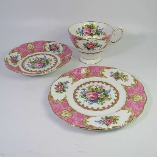 Royal Albert Lady Carlyle trio