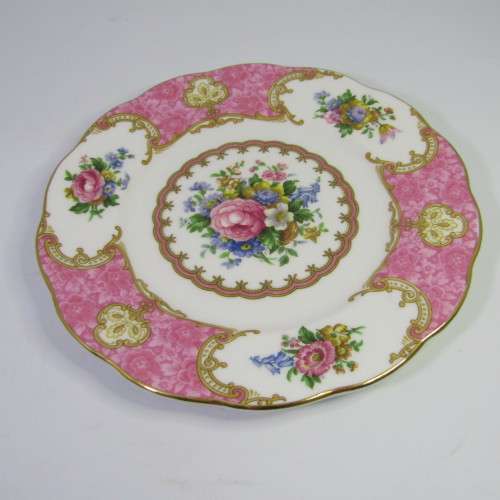 Royal Albert Lady Carlyle trio