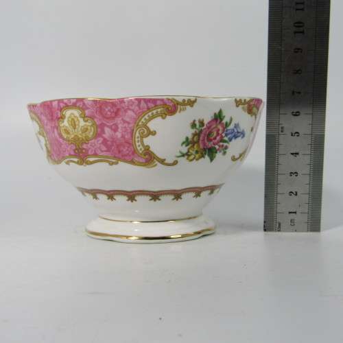 Royal Albert Lady Carlyle sugar bowl