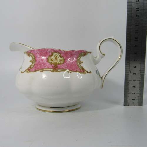 Royal Albert Lady Carlyle gravy boat & saucer