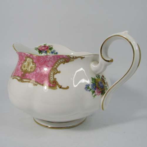 Royal Albert Lady Carlyle gravy boat & saucer