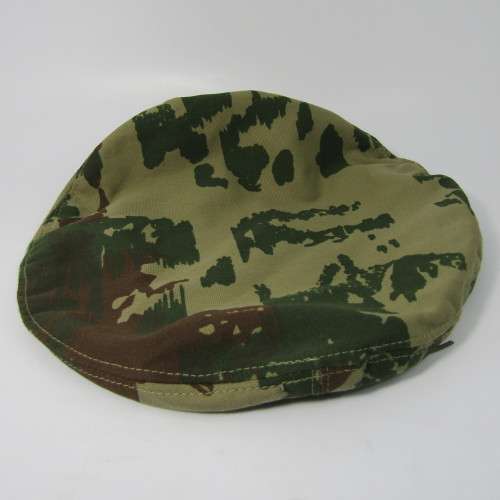 Original 32 Battalion camo beret with badge & 3rd pattern Infantry balkie - 52cm