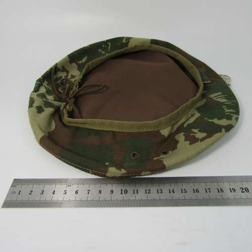 Original 32 Battalion camo beret with badge & 3rd pattern Infantry balkie - 52cm