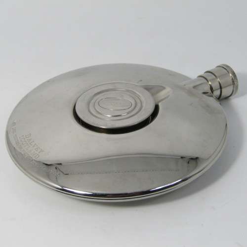 Dalvey Scotland stainless steel hipflask with foldable cup