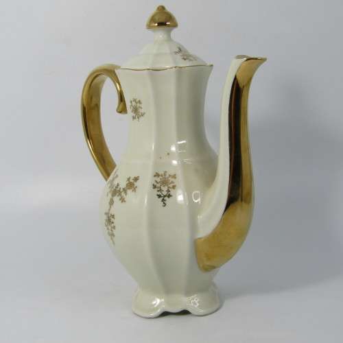 Vintage German Alka Bavaria Gilt Floral design demitasse set