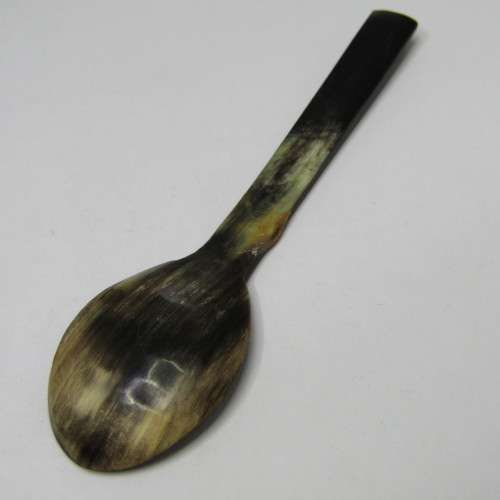 Set of 6 vintage horn spoons