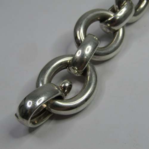 Thick Sterling Silver bracelet - weighs 63,5g - 20cm