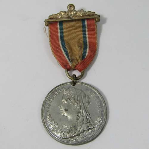 Queen Victoria Restoration of Peace commemorative medal presented by the City of Cape Town