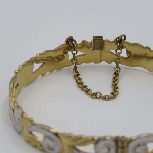 Vintage White & Yellow gold bangle with metal core - safety chain - weight 12,7 g