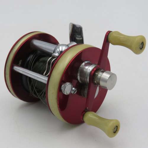 Vintage ABU G2600 Ambassadeur fishing reel in excellent condition