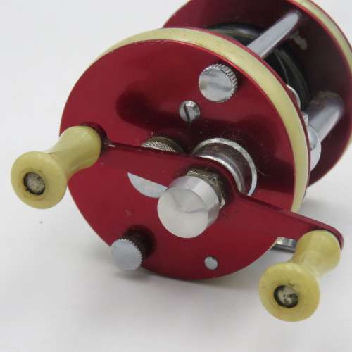 Vintage ABU G2600 Ambassadeur fishing reel in excellent condition