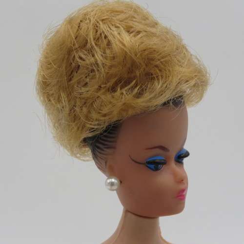 1963 Midge ( Barbie) head with 3 wigs - Hong Kong made body