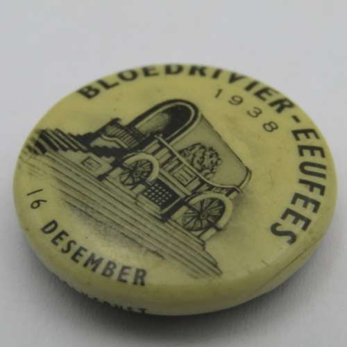 1938 Bloedrivier Eeufees lapel tinnie badge