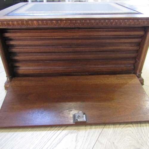 Beautiful wooden coin case with drawers and 100 slots for coins up to 43mm - no key
