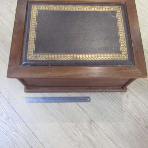 Beautiful wooden coin case with drawers and 100 slots for coins up to 43mm - no key