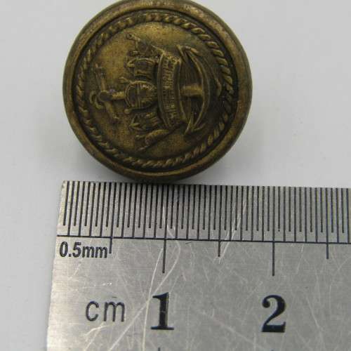 Lot of 7 SA Navy buttons