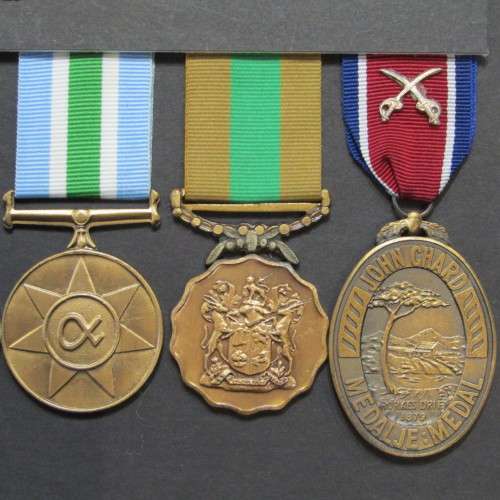 SADF Border War Medal and badges display of Paratrooper Van der Merwe