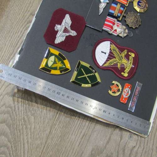 SADF Border War Medal and badges display of Paratrooper Van der Merwe