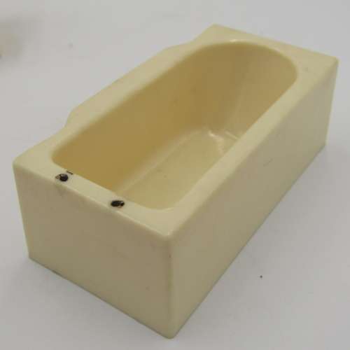 Doll`s house furniture vintage bathroom fittings / furniture - bath - toilet - bathroom basin