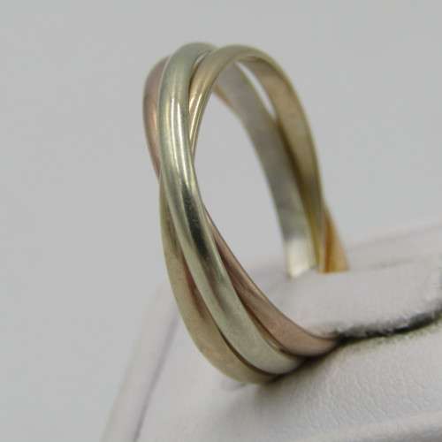 9kt Gold Russian wedding band ring