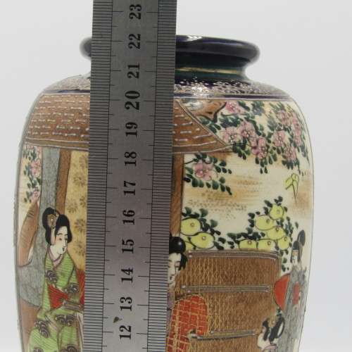 Antique 1920`s Japanese Satsuma porcelain vase - Height 22 cm