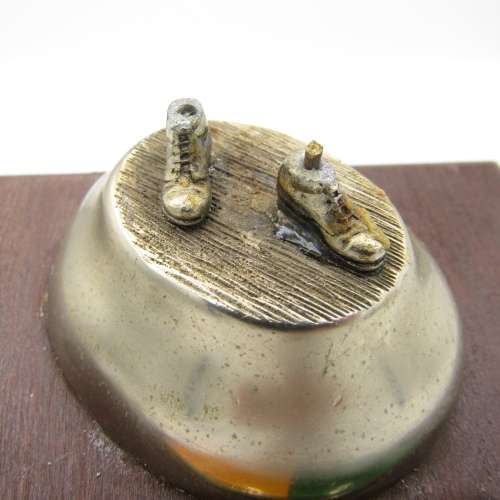 SADF 71 Motorised Brigade plaque with soldier - loose at ankles