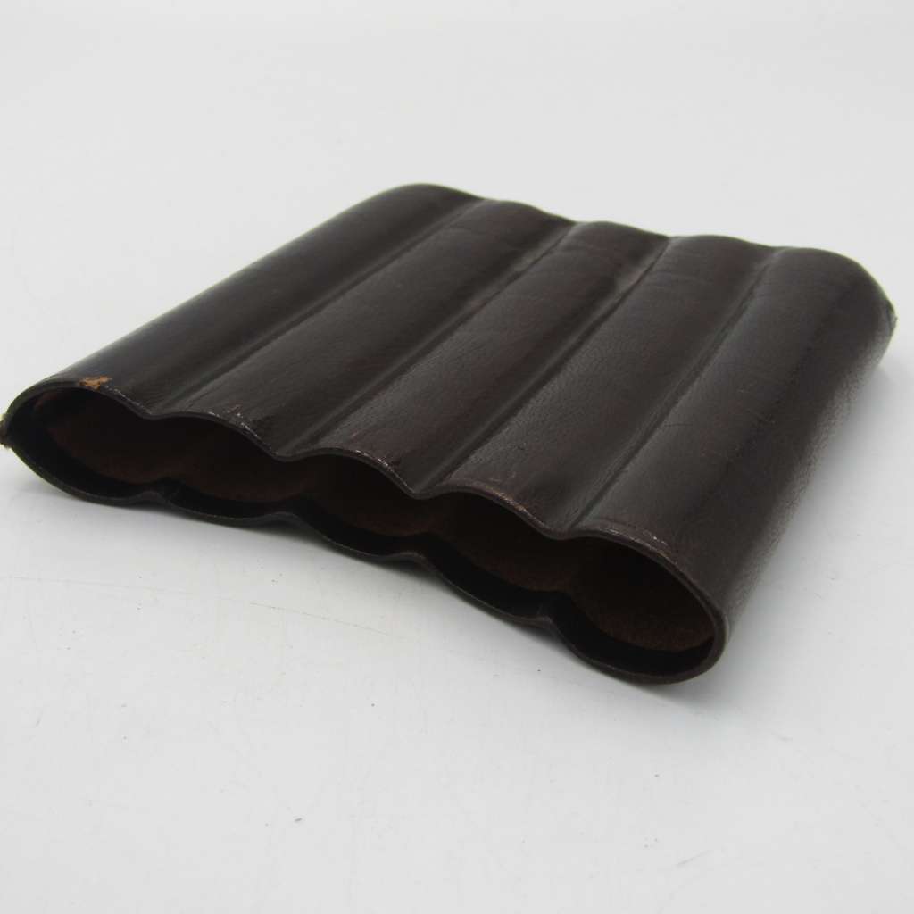 Vintage Leather 5 cigar travelling pouch
