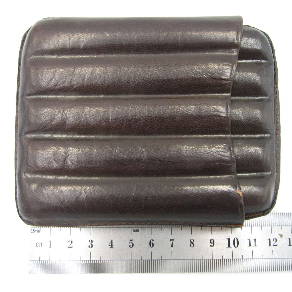 Vintage Leather 5 cigar travelling pouch