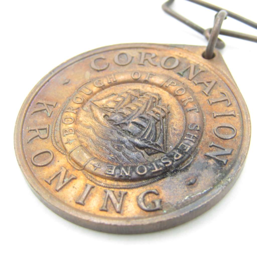 Port Shepstone coronation of QE 2 medallion