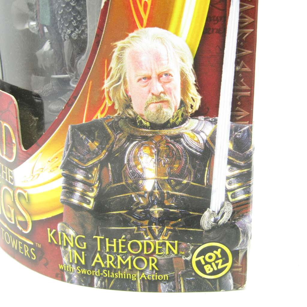 Lord of the Rings The two towers King Theoden in Armor figurine