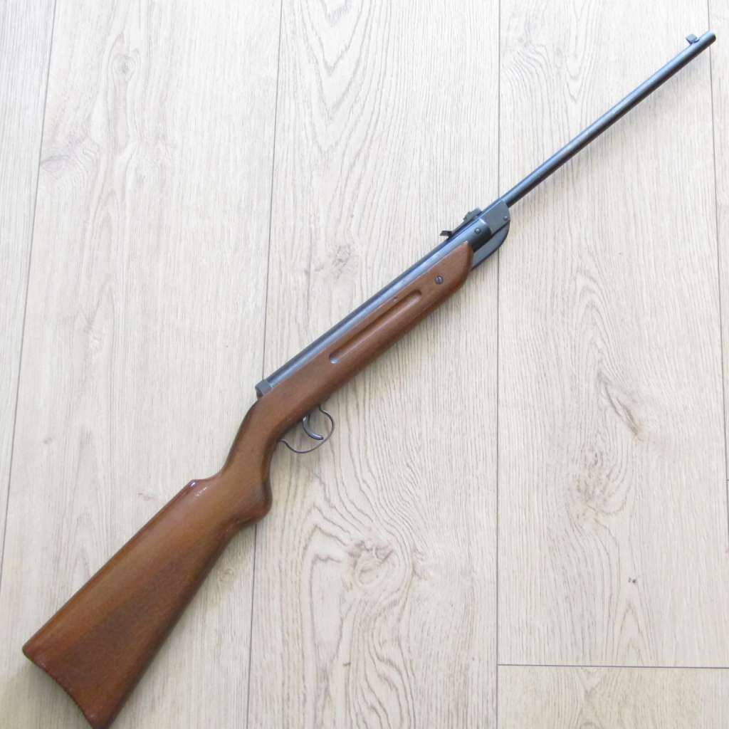 Vintage Gecado Model 25 Air Rifle