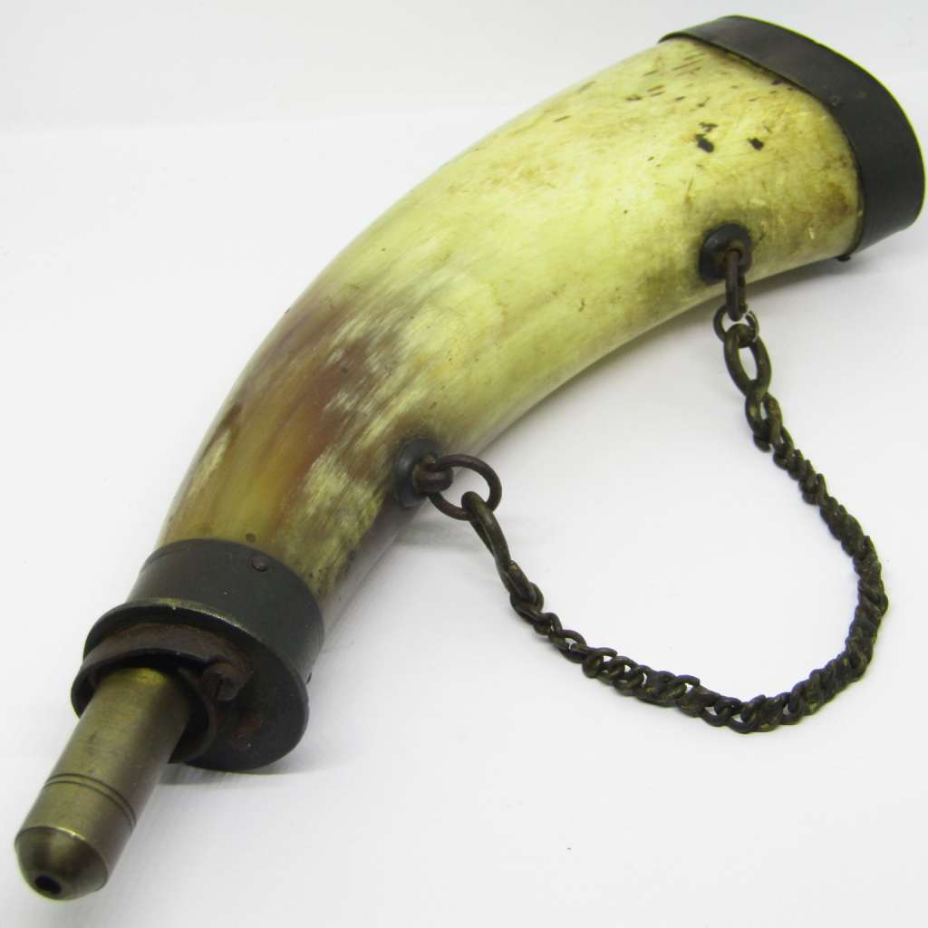 Antique Black powder rifle powder horn