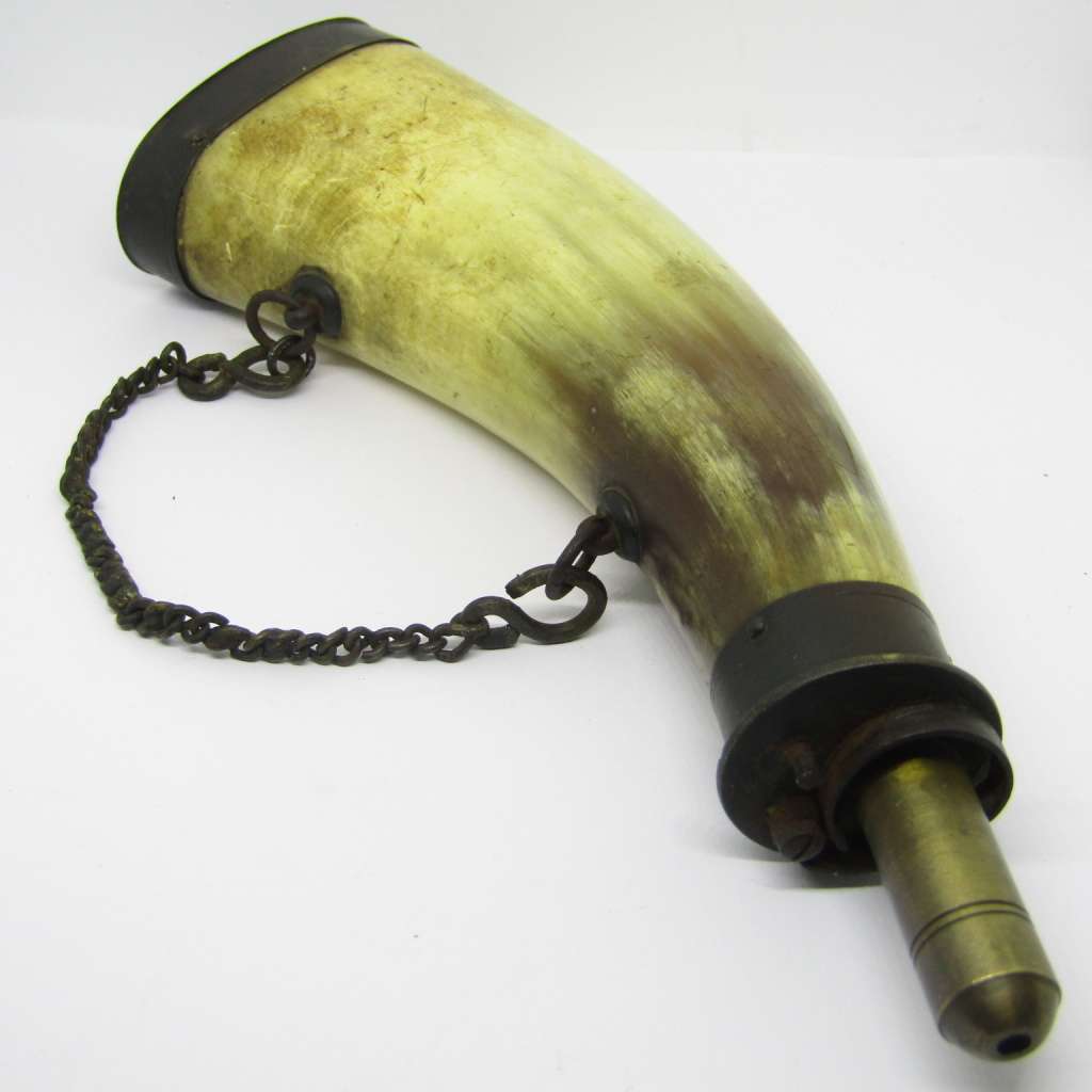 Antique Black powder rifle powder horn