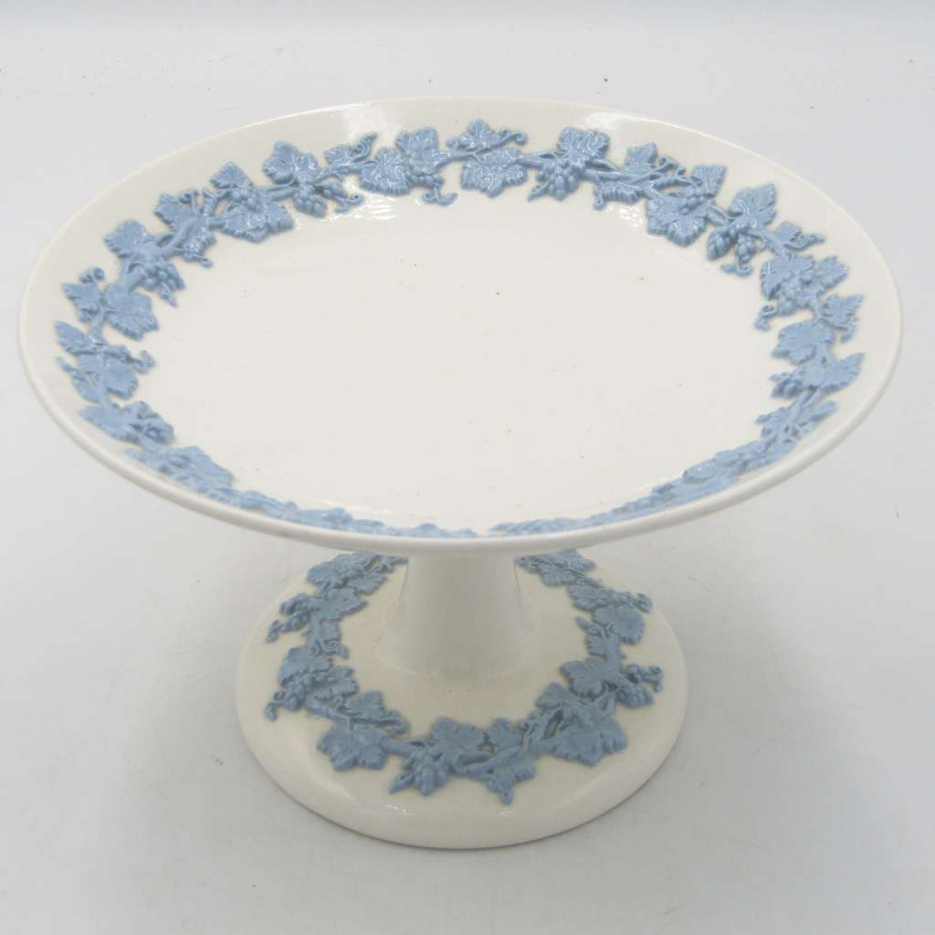 Vintage Wedgwood and Barlaston of Etruria porcelain cake stand dish