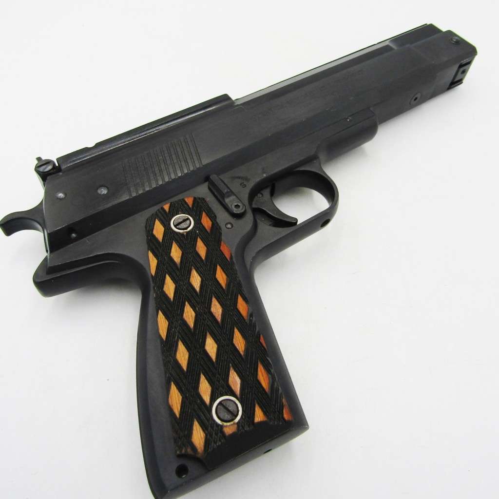 Vintage Weihrauch HW45 .177 Air pistol - serial 358814 - excellent condition