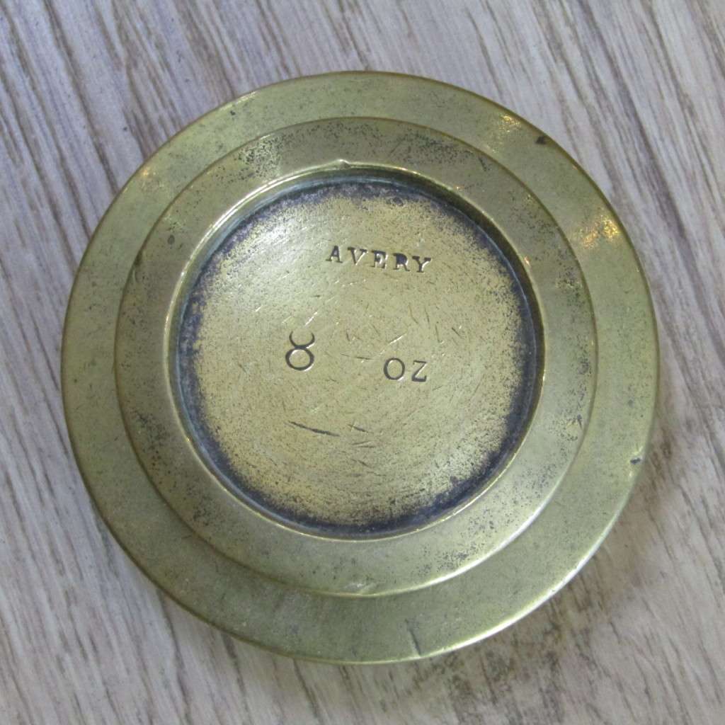 Antique Avery Apothecary balancing scale with weights